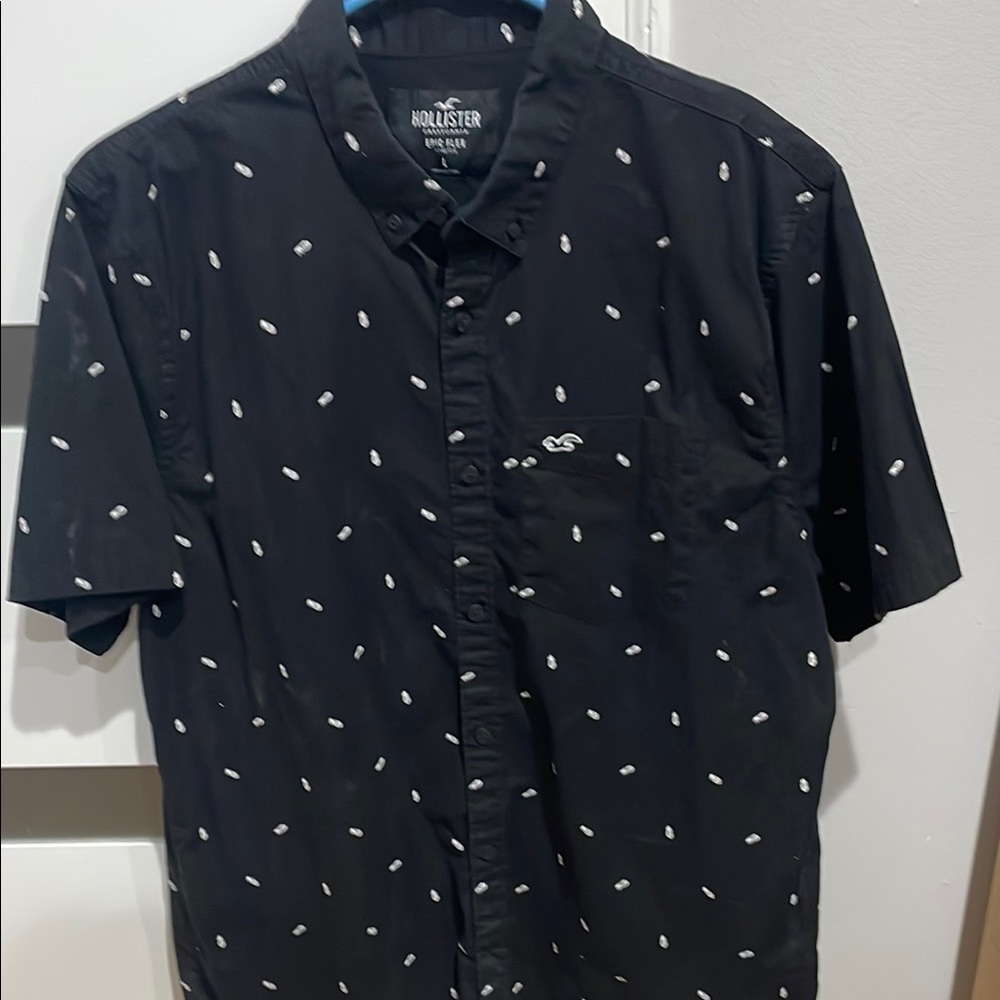 Hollister Men's Black Printed Shirt